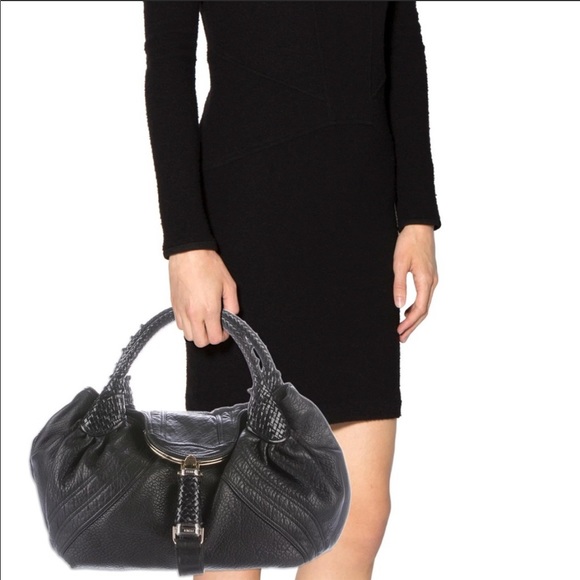 Authentic large Fendi Spy Bag - Picture 2 of 9